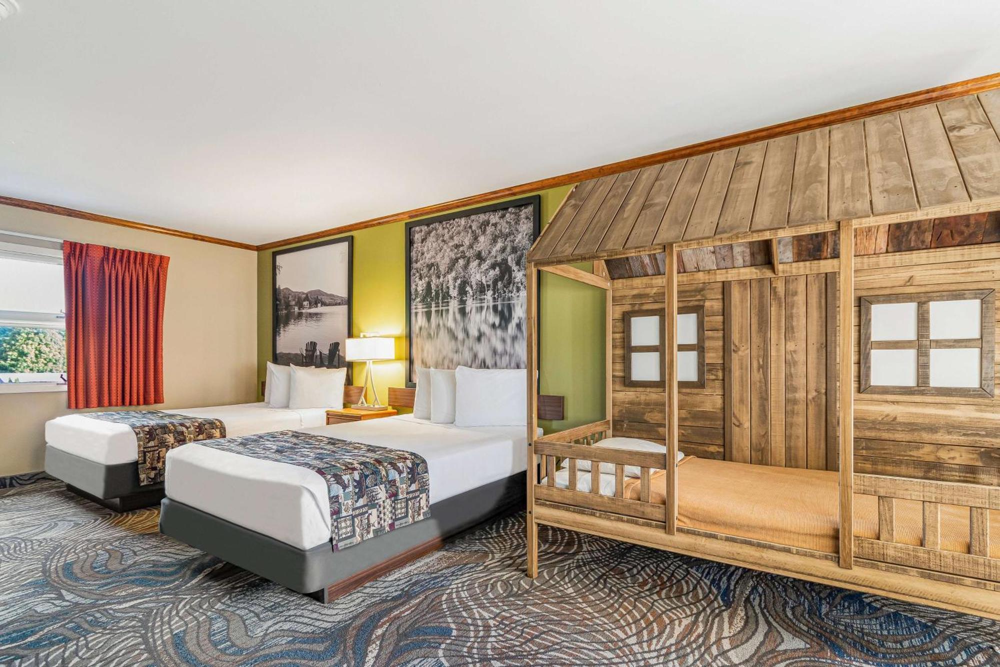 Super 8 By Wyndham Lake George/Downtown Exterior foto